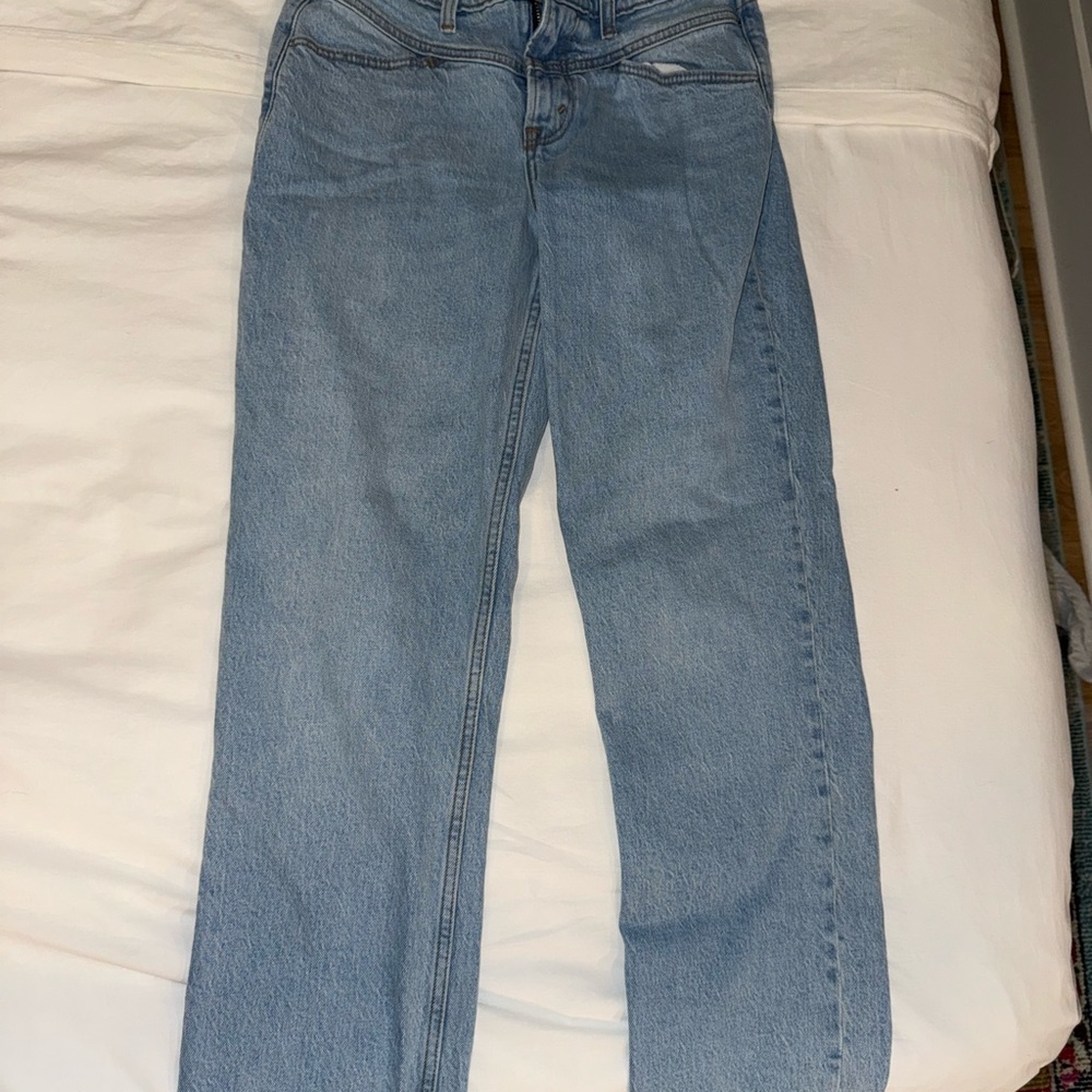 Abercrombie & Fitch Light Blue 90s straight mid rise curve love.